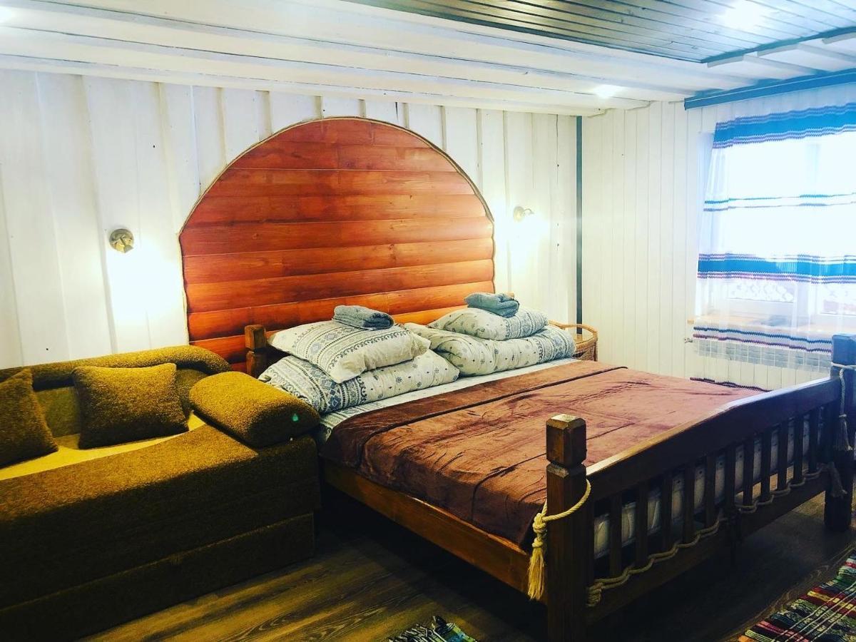 Apartamento У Віти Номер 4 Synevyrsʼka Polyana Exterior foto